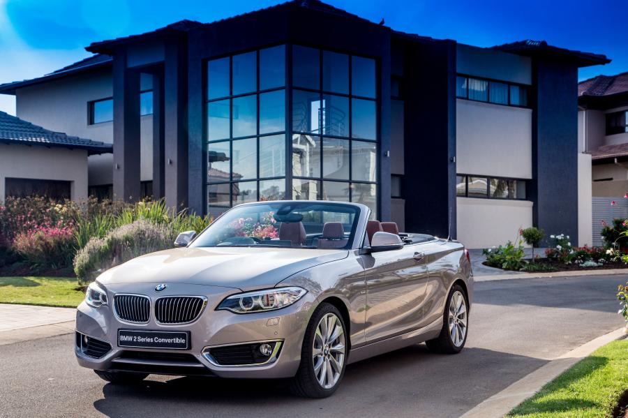  BMW 228i Convertible Luxury Line 2015 года  (ZA) (фото 16 из 30)